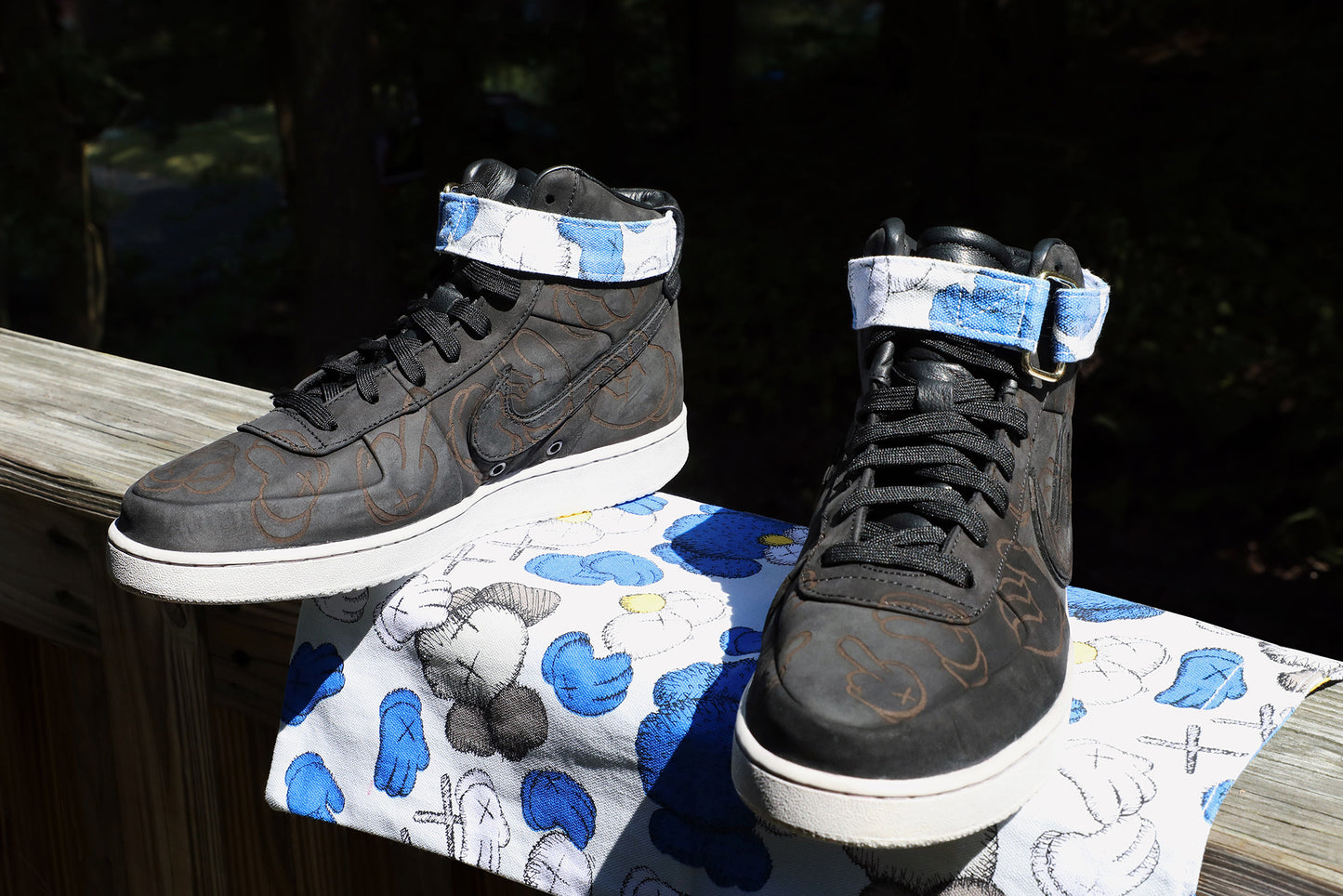 Custom Vandal High "Shades of Friendly Kaws"