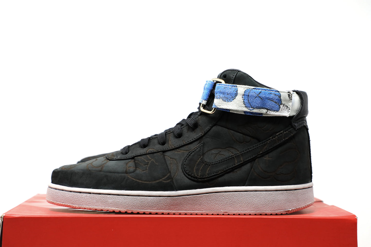 Custom Vandal High "Shades of Friendly Kaws"